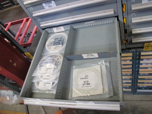 STANLEY VIDMAR HEAVY DUTY 9-DRAWER PARTS CABINET W/ CONTENTS (W-50) LOADING & HANDLING FEE $25-